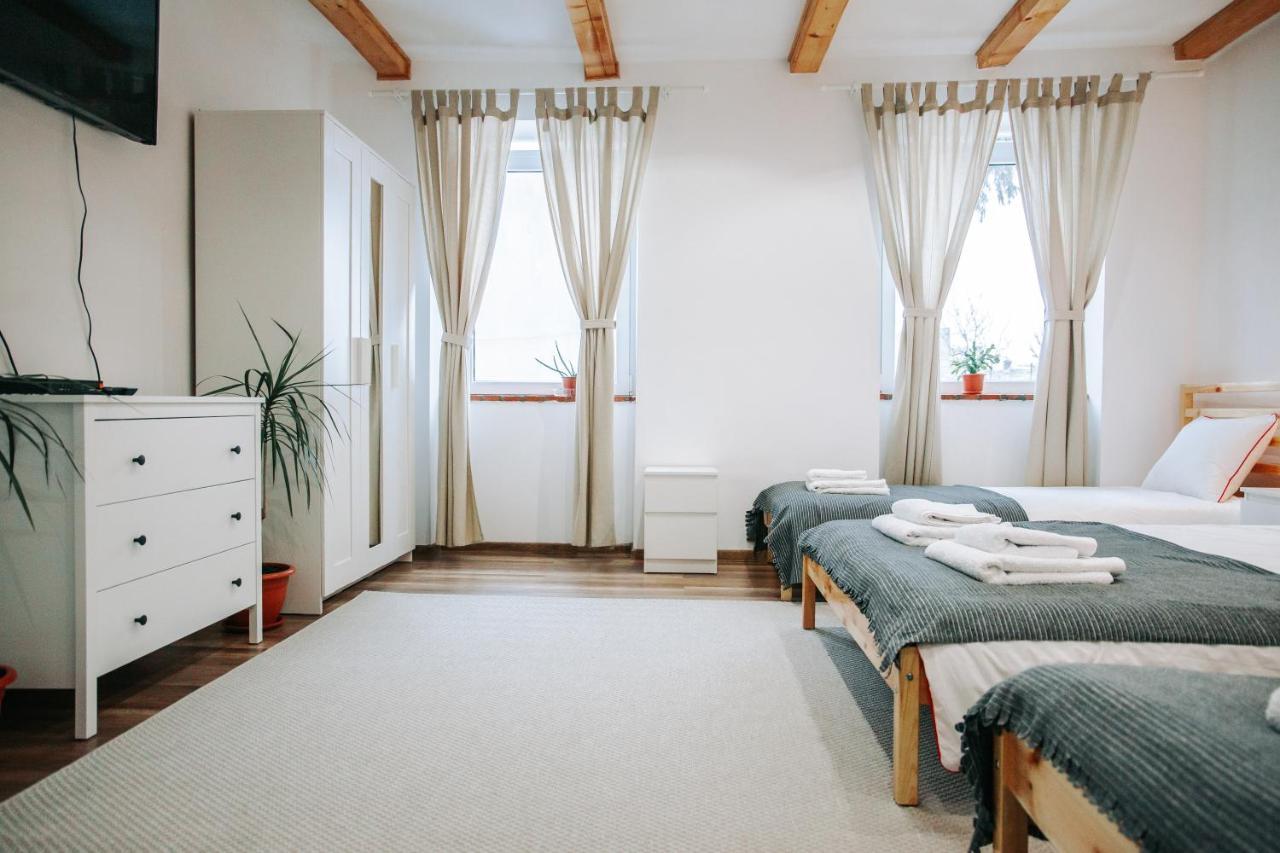Kali Host Home Away From Home Marosvásárhely Kültér fotó