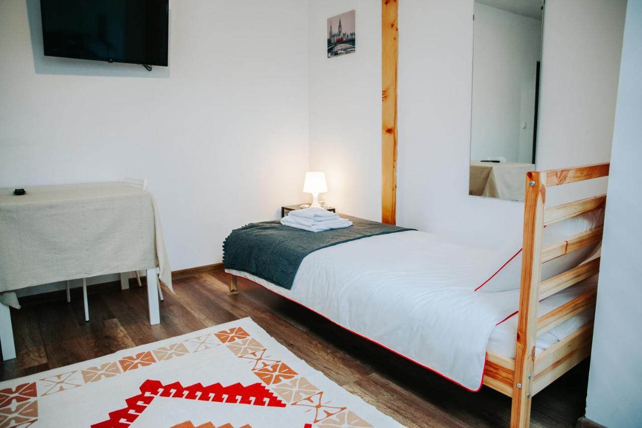 Kali Host Home Away From Home Marosvásárhely Kültér fotó